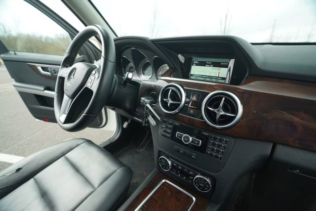 Used 2014 Mercedes-Benz GLK 350 2WD image 29