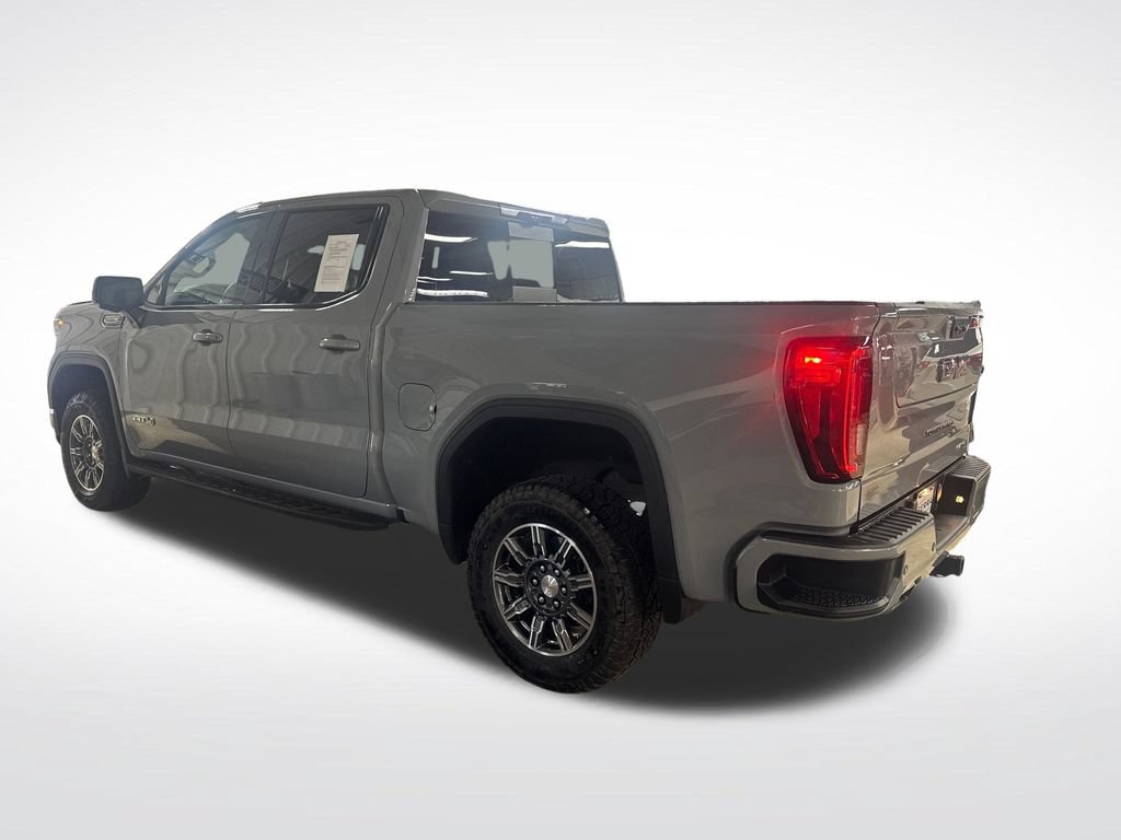 Used 2024 GMC Sierra 1500 AT4 w/ Technology Package AWD/4WD image 3