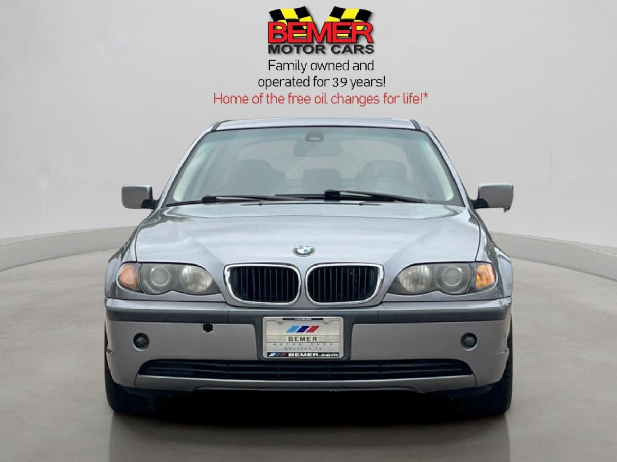 Used 2004 BMW 325i Sedan RWD image 8