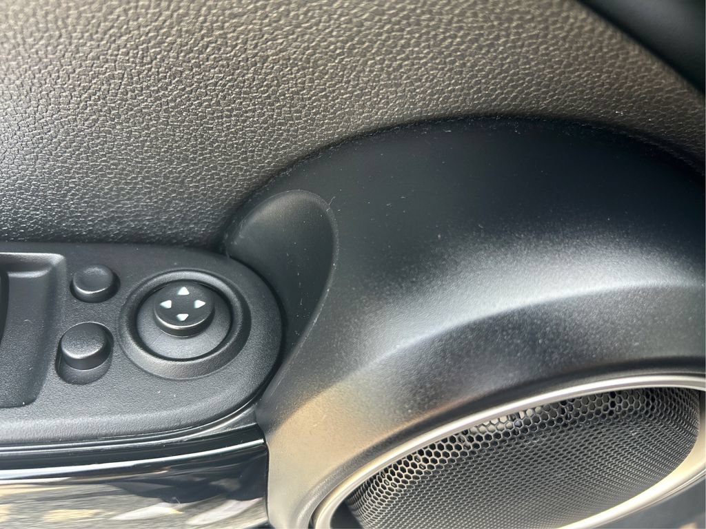 Used 2015 MINI Cooper S FWD image 48