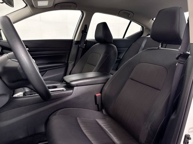 Used 2025 Nissan Altima 2.5 SV FWD image 18
