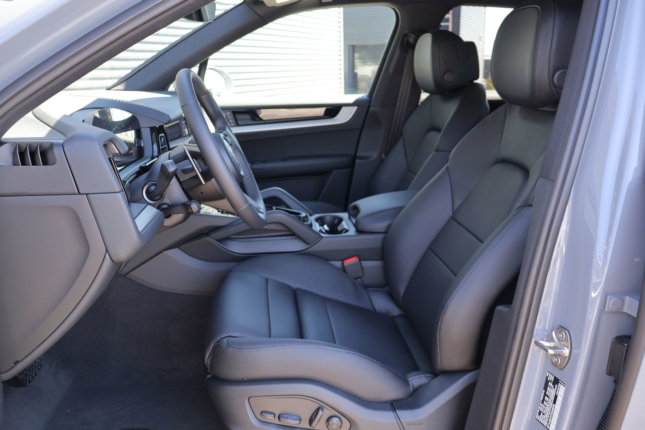 New 2026 Porsche Cayenne image 5