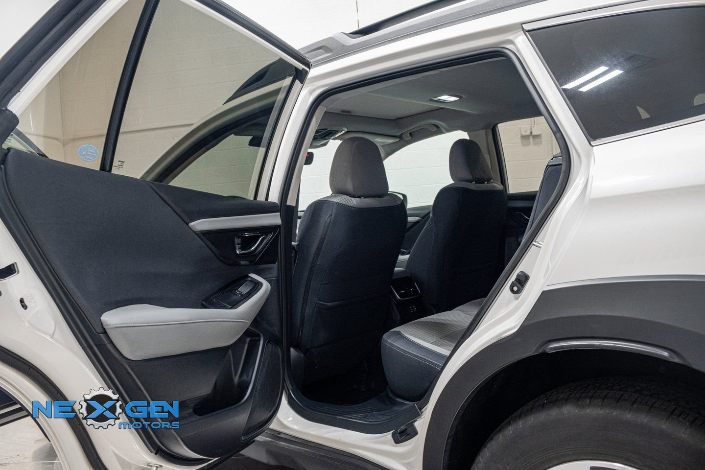 Used 2024 Subaru Outback Premium image 21