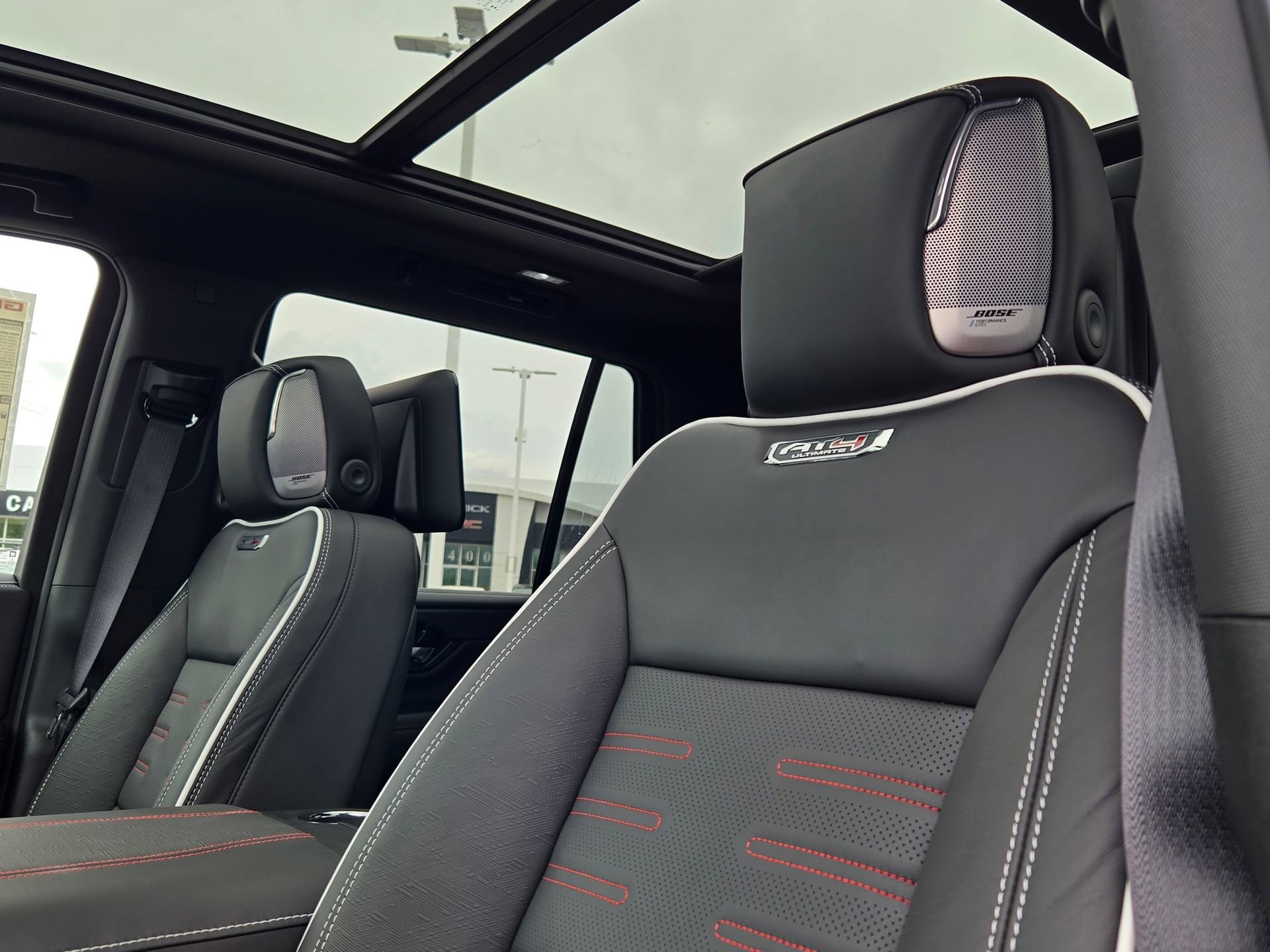 New 2026 GMC Yukon AT4 Ultimate w/ LPO, Floor Liner Package AWD/4WD image 5