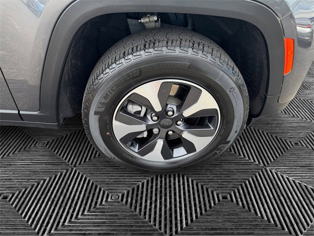 Certified 2022 Jeep Grand Cherokee Limited 4xe image 15