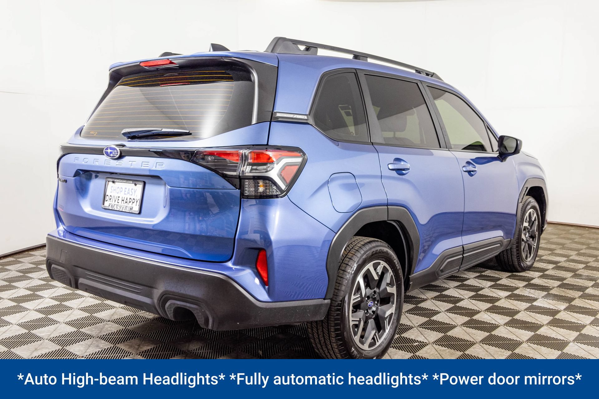 Used 2025 Subaru Forester AWD/4WD image 13