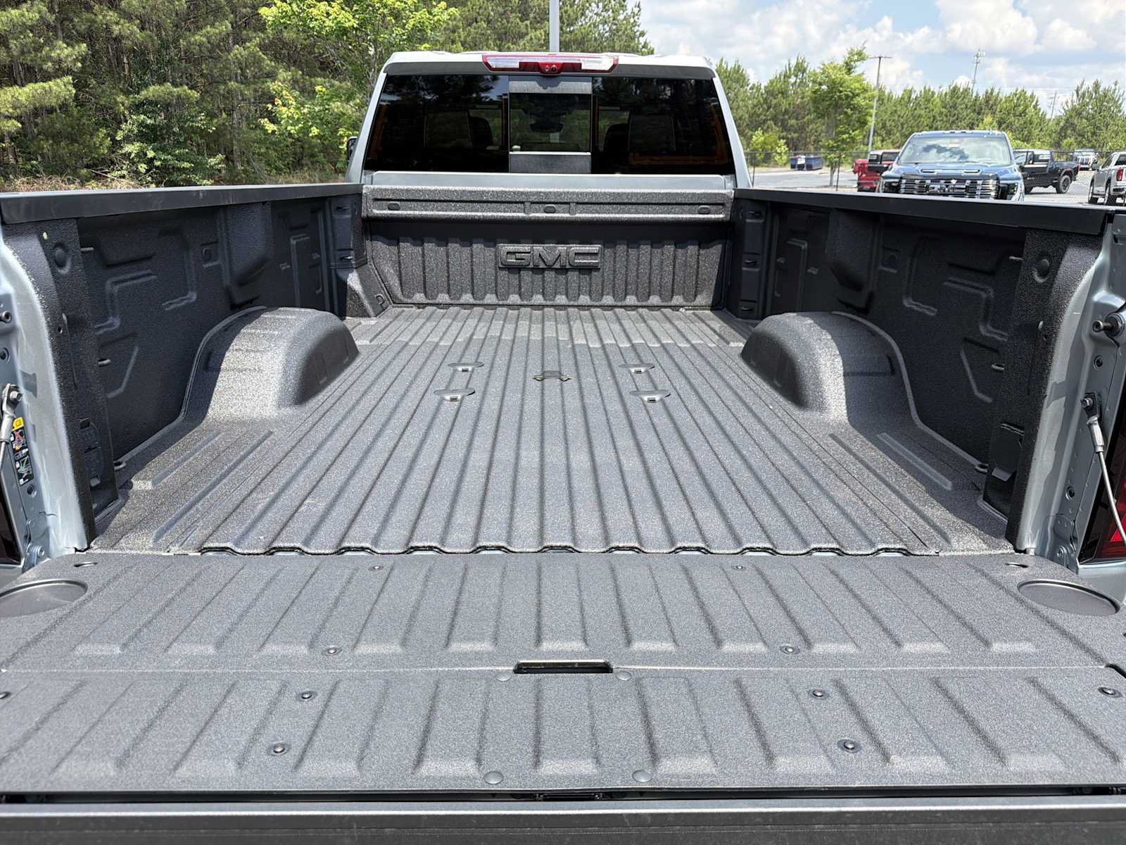New 2026 GMC Sierra 3500 Denali w/ Denali Reserve Package AWD/4WD image 32