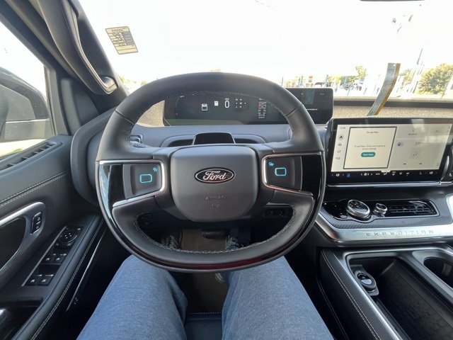 New 2025 Ford Expedition Max Platinum image 13