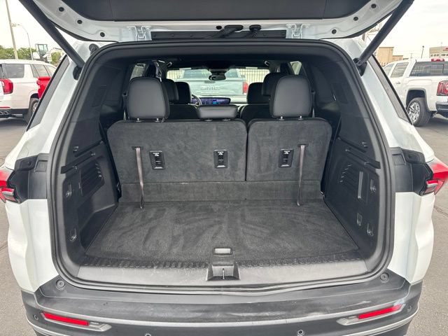 Used 2025 Buick Enclave Preferred AWD/4WD image 5