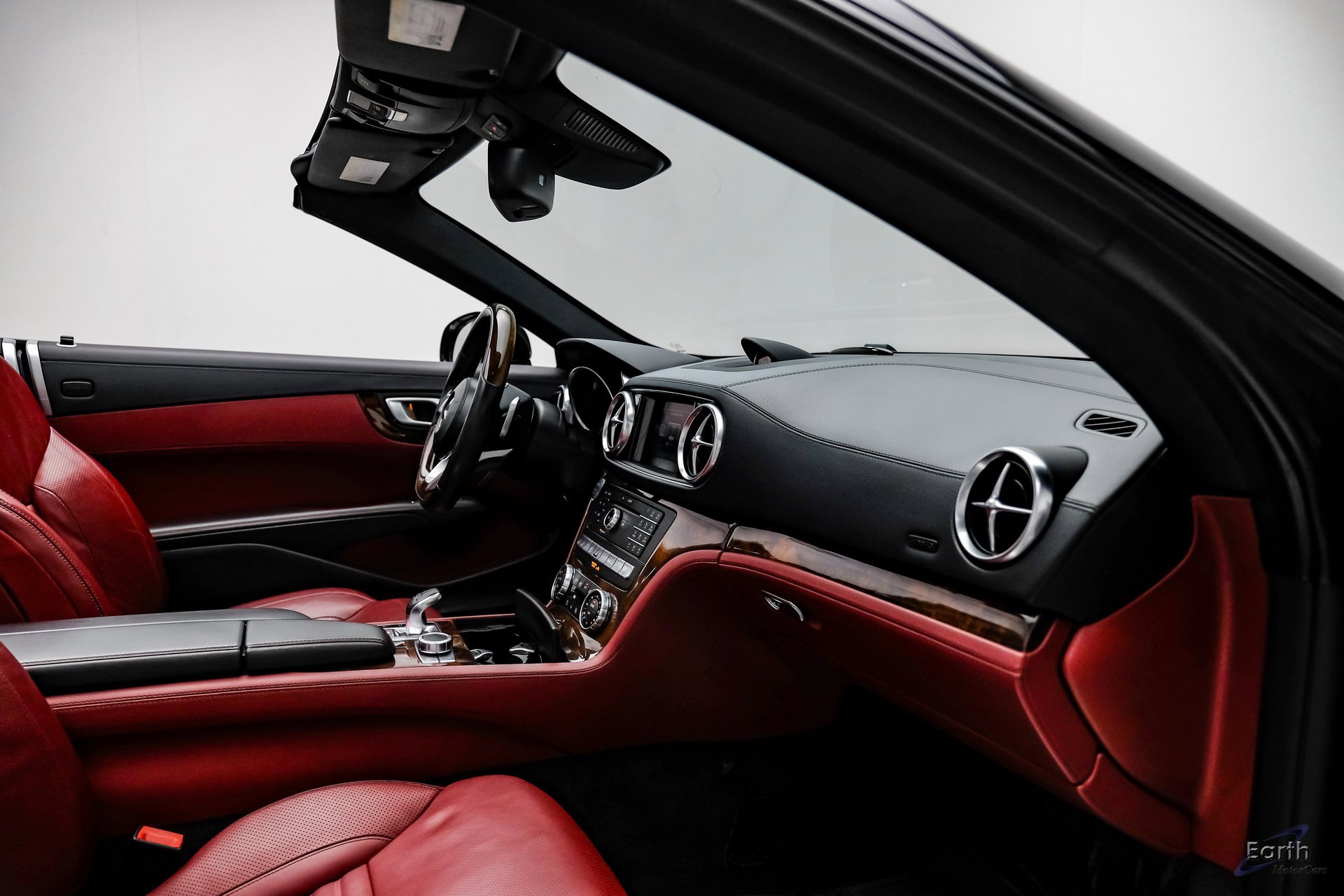 Used 2017 Mercedes-Benz SL 550 image 50