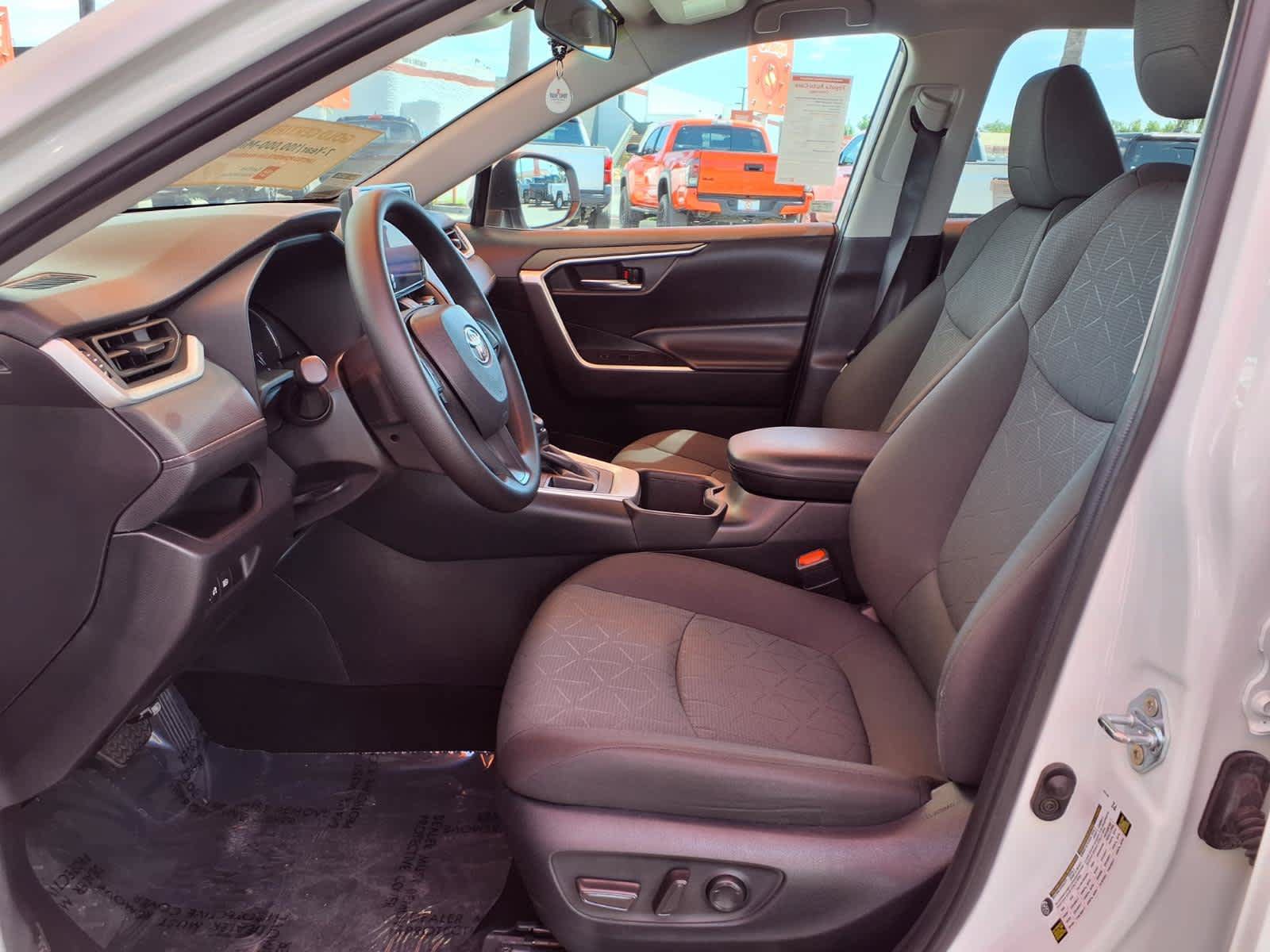 Certified 2024 Toyota RAV4 XLE FWD image 16