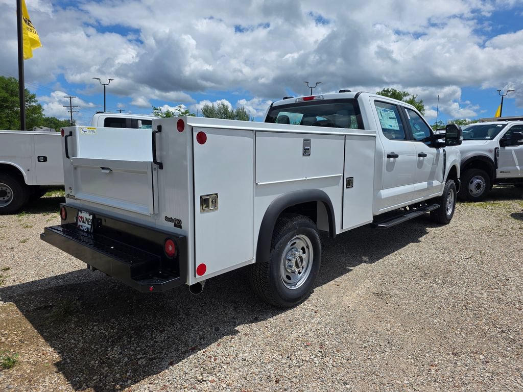 New 2026 Ford F350 XL w/ XL Chrome Package AWD/4WD image 9