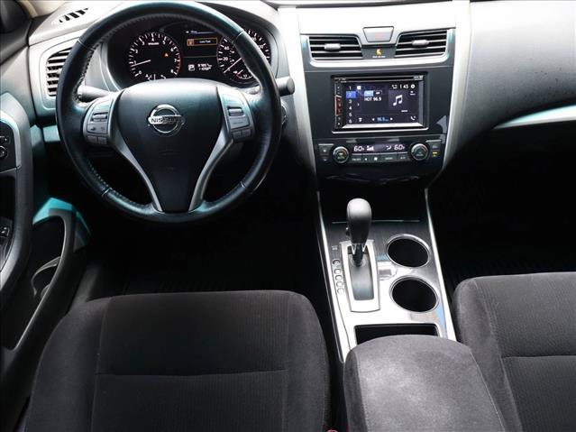 Used 2013 Nissan Altima 2.5 SV FWD image 19