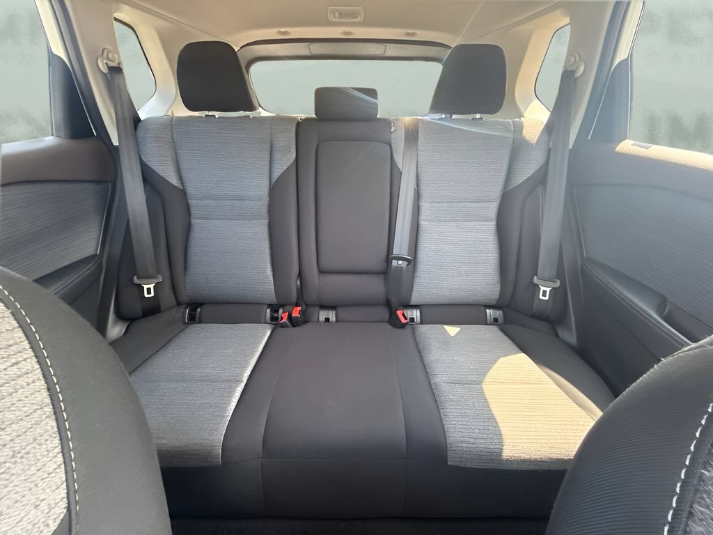 Used 2023 Nissan Rogue SV FWD image 6