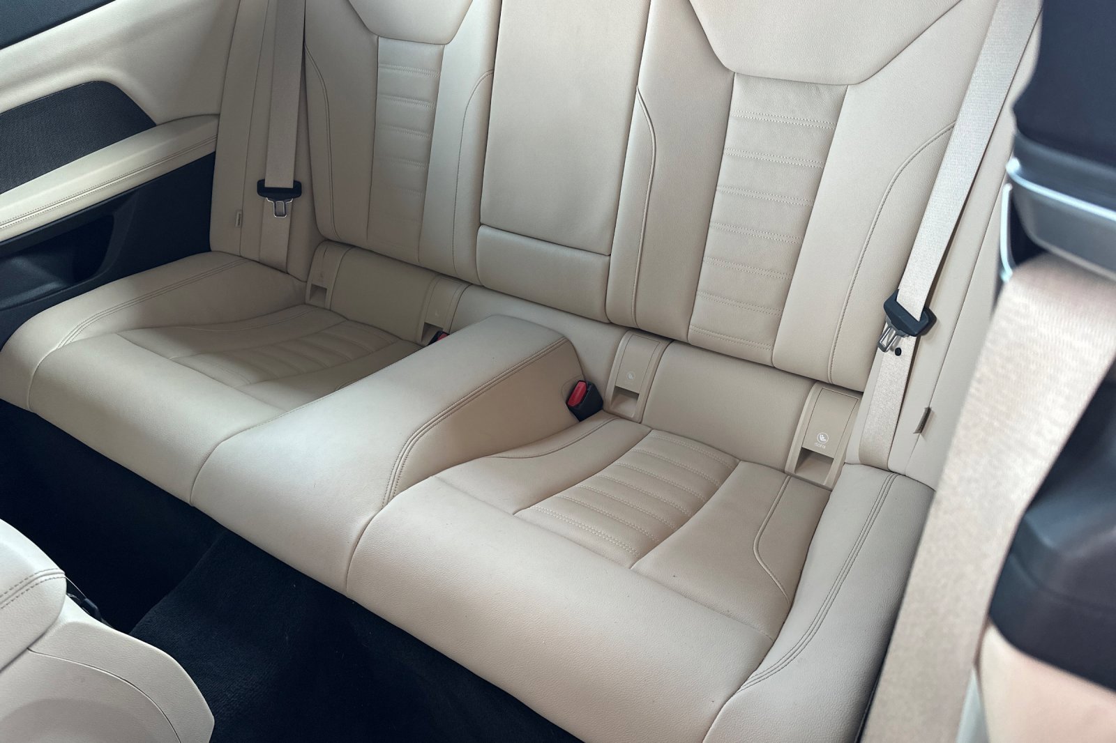 Used 2021 BMW 430i xDrive Coupe w/ Premium Package image 14