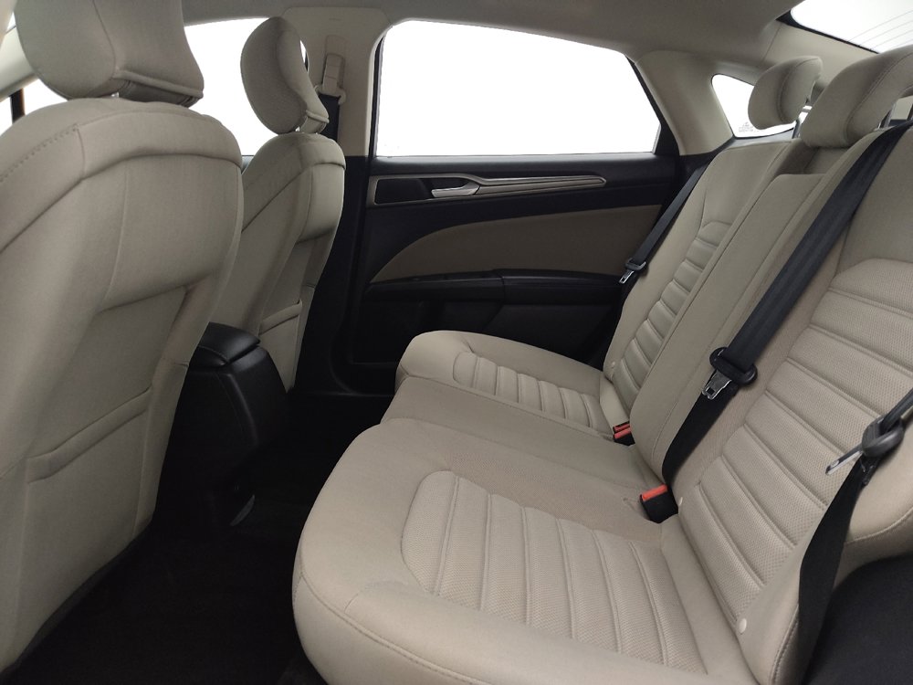 Used 2018 Ford Fusion S image 18