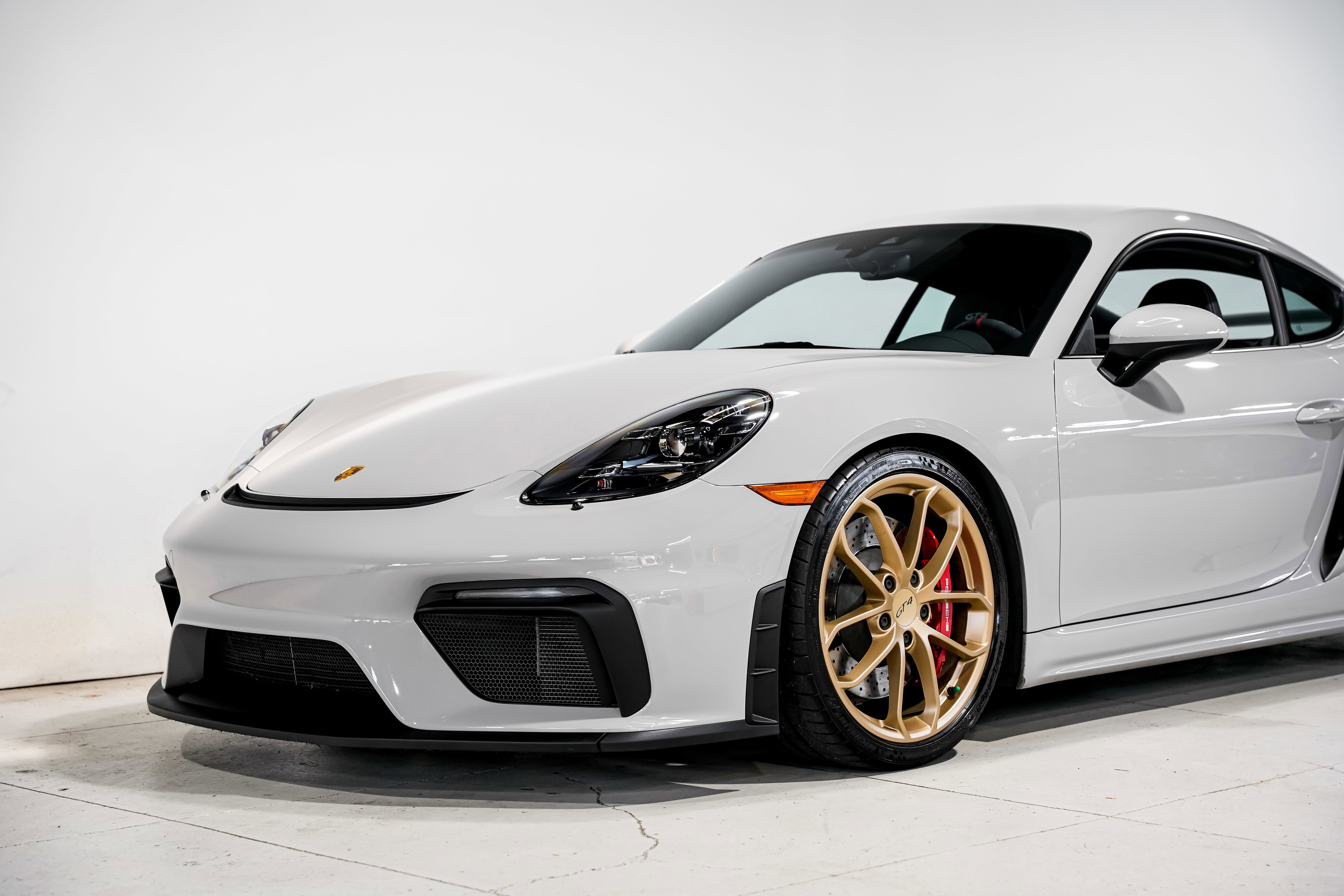 Used 2021 Porsche 718 Cayman GT4 image 29