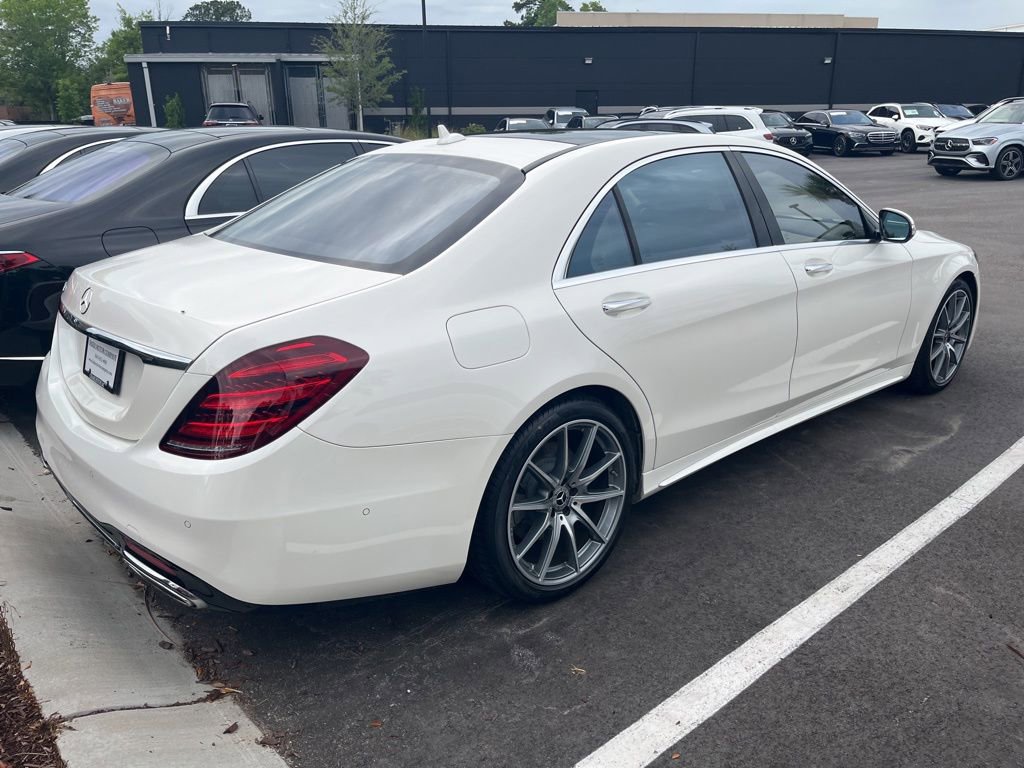 Used 2019 Mercedes-Benz S 560 Sedan image 5
