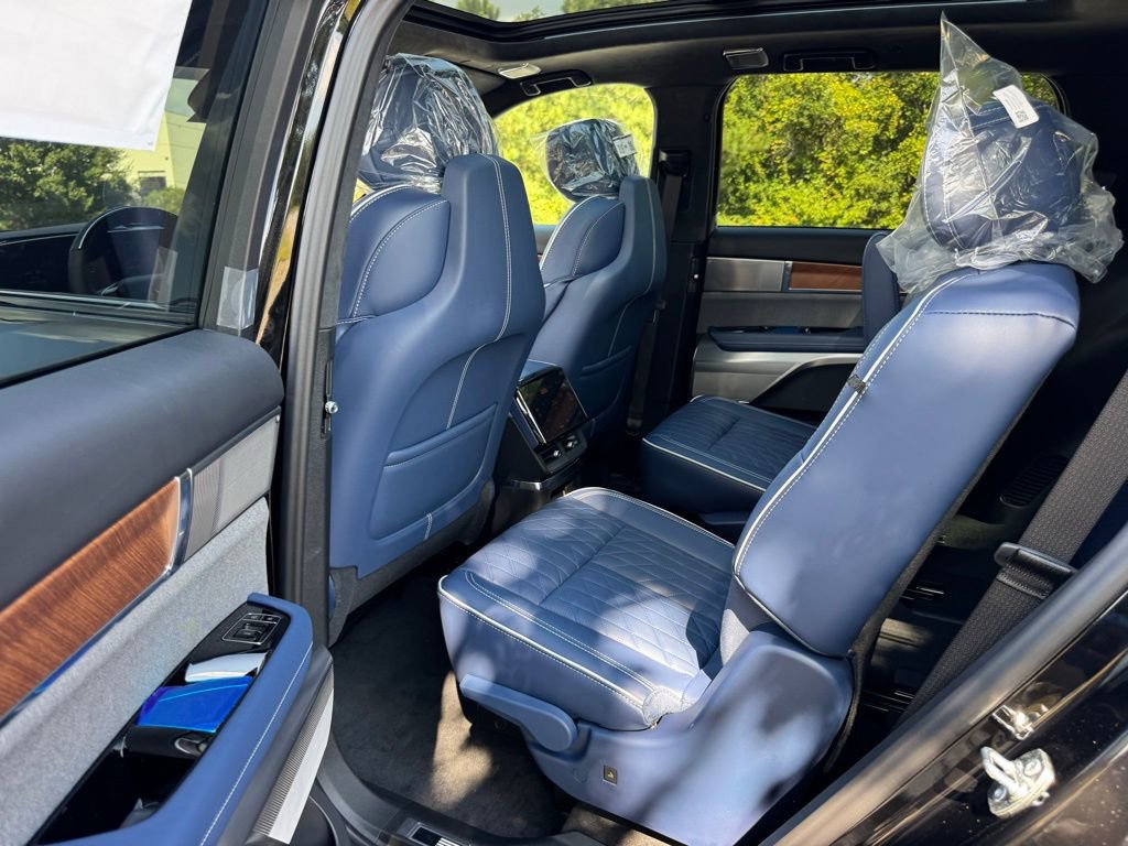 New 2026 Cadillac Vistiq Premium Luxury image 22