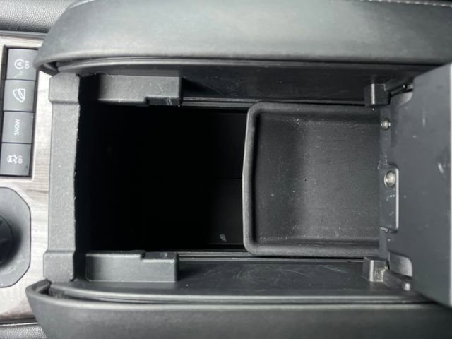 Used 2020 Toyota Highlander Platinum image 28