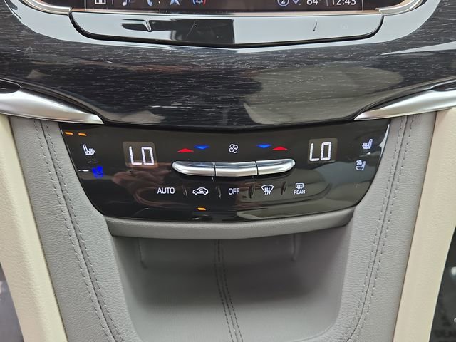 Certified 2023 Cadillac XT6 Premium Luxury AWD/4WD image 23