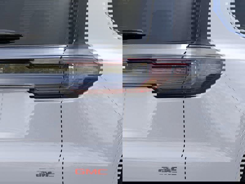 New 2026 GMC Acadia Denali w/ Super Cruise Package image 11