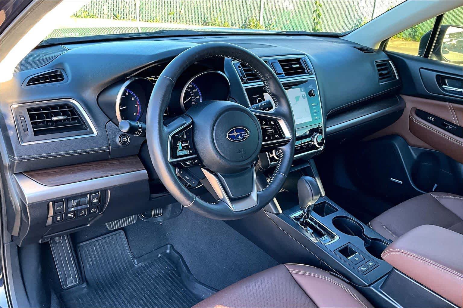 Used 2018 Subaru Outback 3.6R Touring AWD/4WD image 34