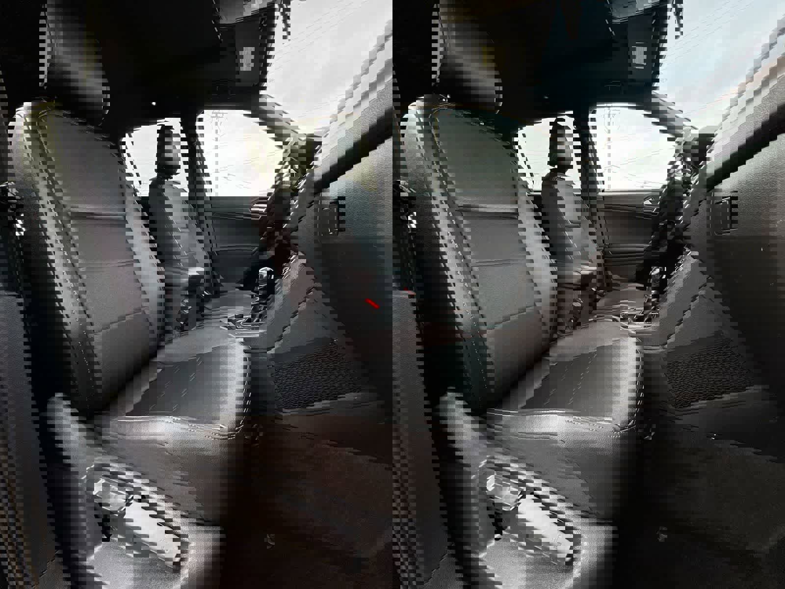 Used 2019 Volkswagen Tiguan SEL Premium R-Line image 21