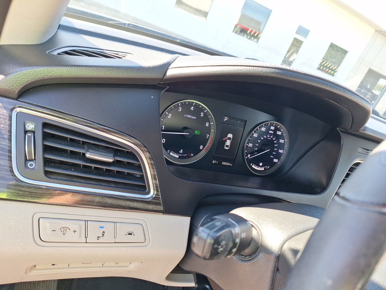 Used 2016 Hyundai Sonata Limited w/ Option Group 05 image 18