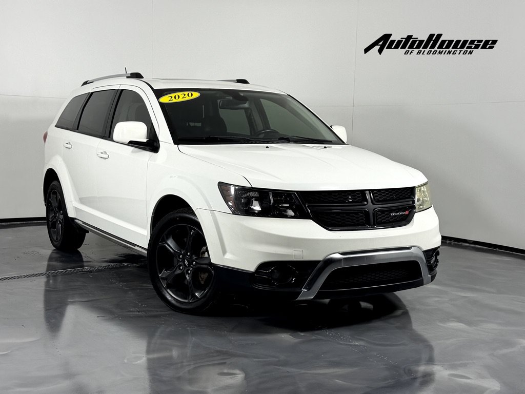 Used 2020 Dodge Journey Crossroad FWD image 1