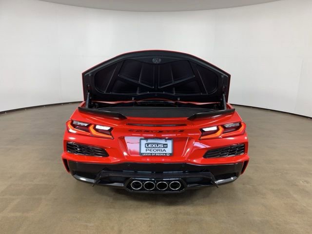 Used 2025 Chevrolet Corvette Z06 RWD image 12