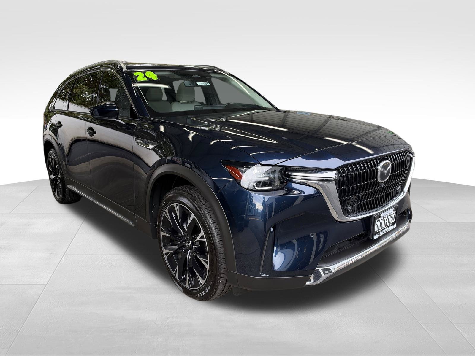 Used 2024 MAZDA CX-90 Plug-In Hybrid w/ Premium Plus AWD/4WD image 3