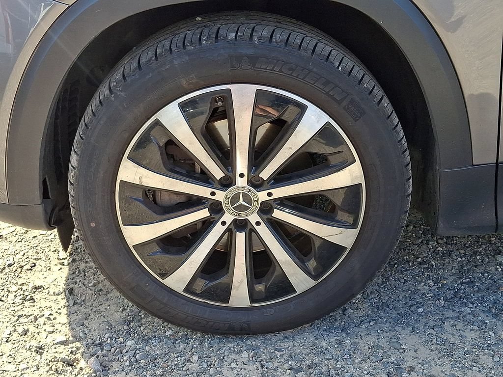 Used 2021 Mercedes-Benz GLB 250 4MATIC image 31