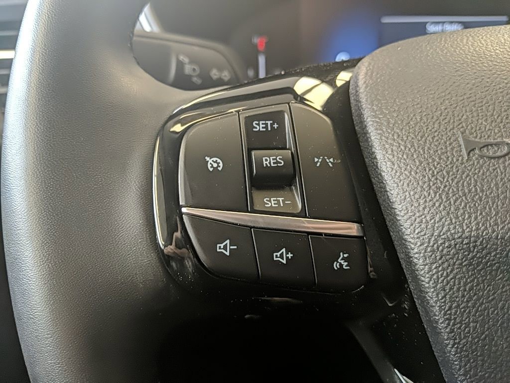 Used 2023 Ford Escape Active image 16