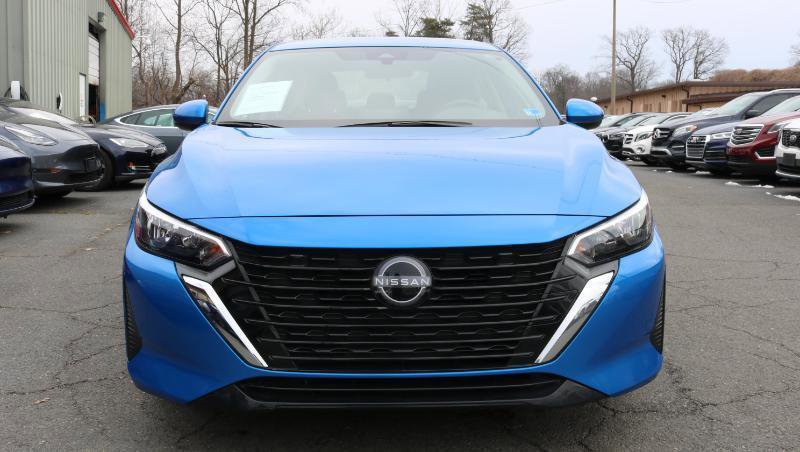 Used 2025 Nissan Sentra SV w/ All-Weather Package image 2