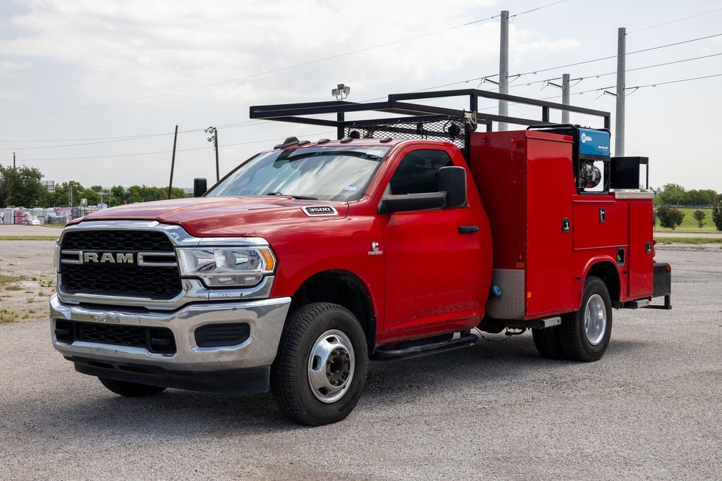 Used 2020 RAM 3500 Tradesman w/ Chrome Appearance Group image 3