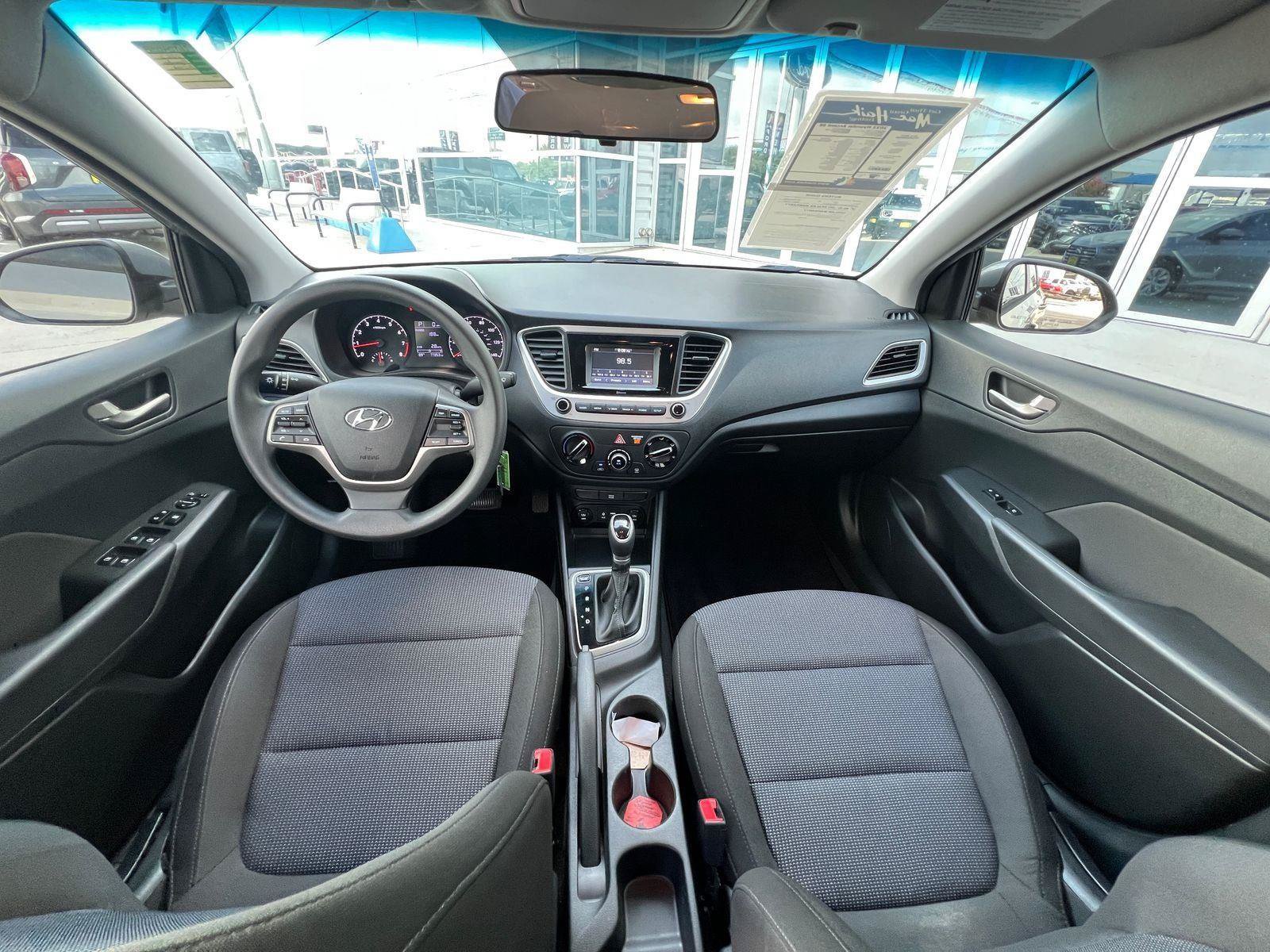 Used 2022 Hyundai Accent SE FWD image 18