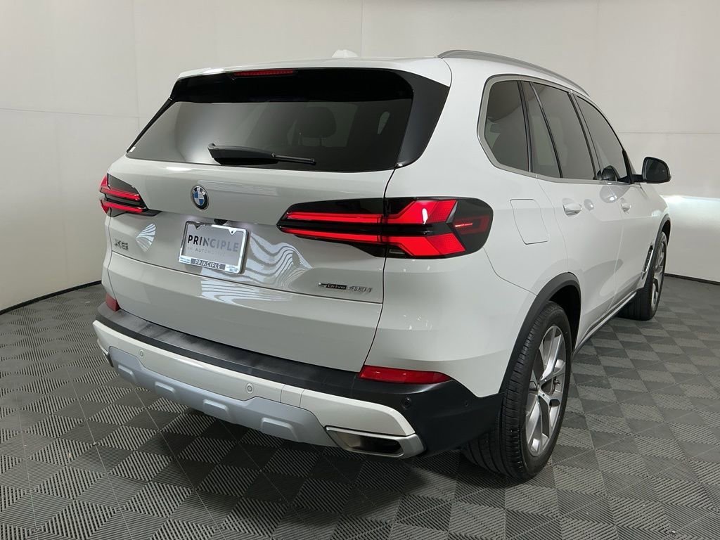 Certified 2024 BMW X5 sDrive40i w/ Parking Assistance Package RWD image 5