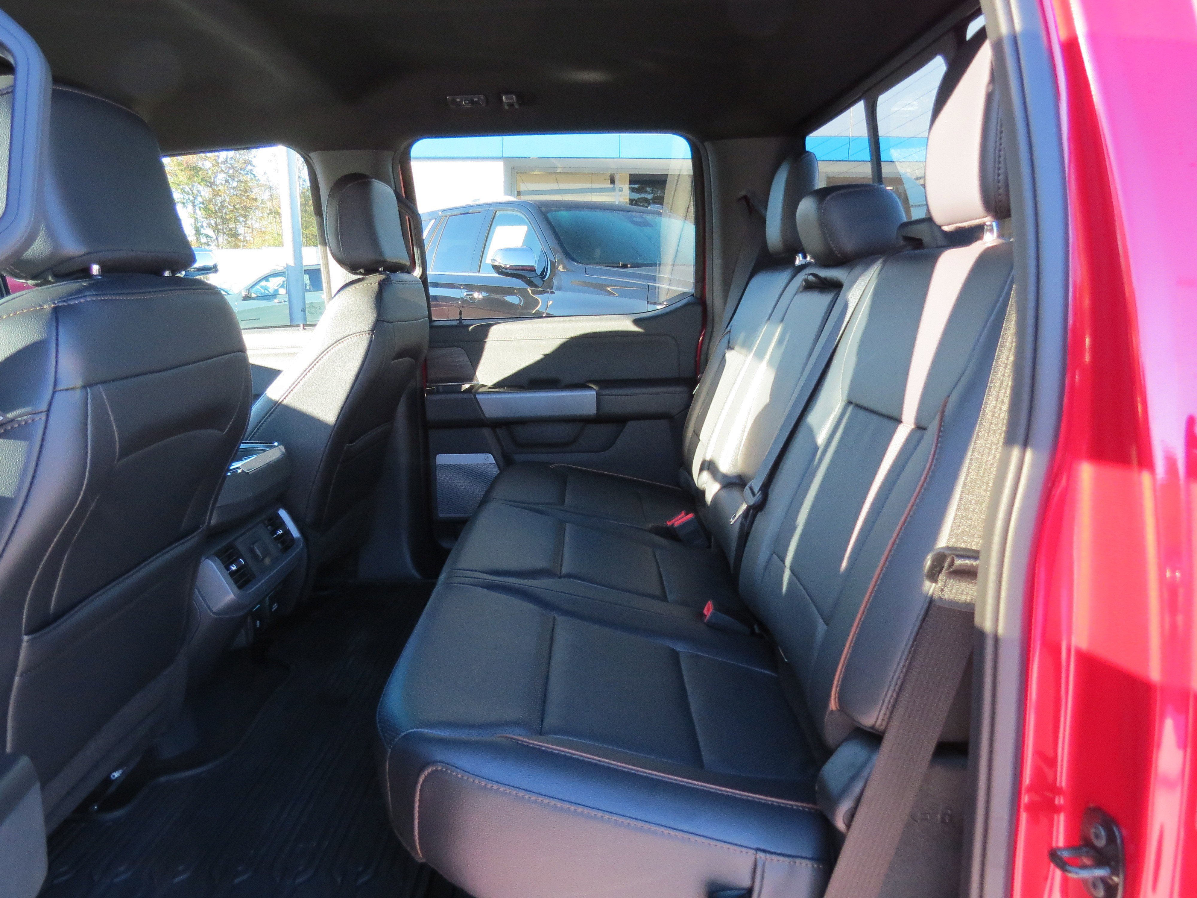 Used 2024 Ford F150 Lariat w/ Tow/Haul Package image 12