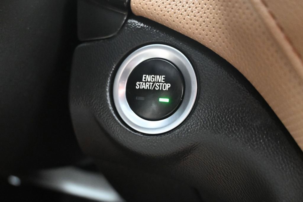 Used 2022 Chevrolet Equinox Premier FWD image 23