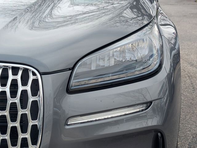 New 2026 Lincoln Corsair Premiere image 9