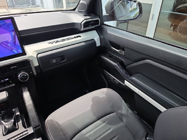 Used 2024 Toyota Tacoma TRD Sport w/ TRD Sport Upgrade Package RWD image 15