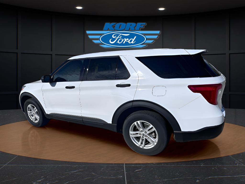 Used 2023 Ford Explorer 4WD image 2