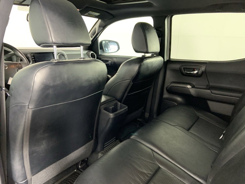 Used 2020 Toyota Tacoma TRD Off-Road image 29