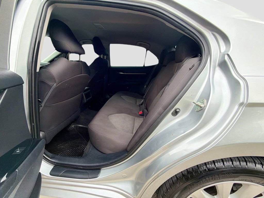 Used 2020 Toyota Camry LE FWD image 26