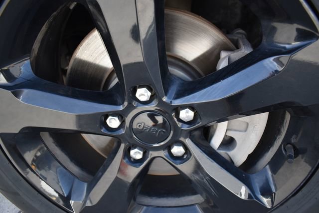 Used 2023 Jeep Grand Cherokee L Laredo image 9