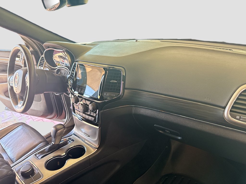 Used 2019 Jeep Grand Cherokee Limited AWD/4WD image 29