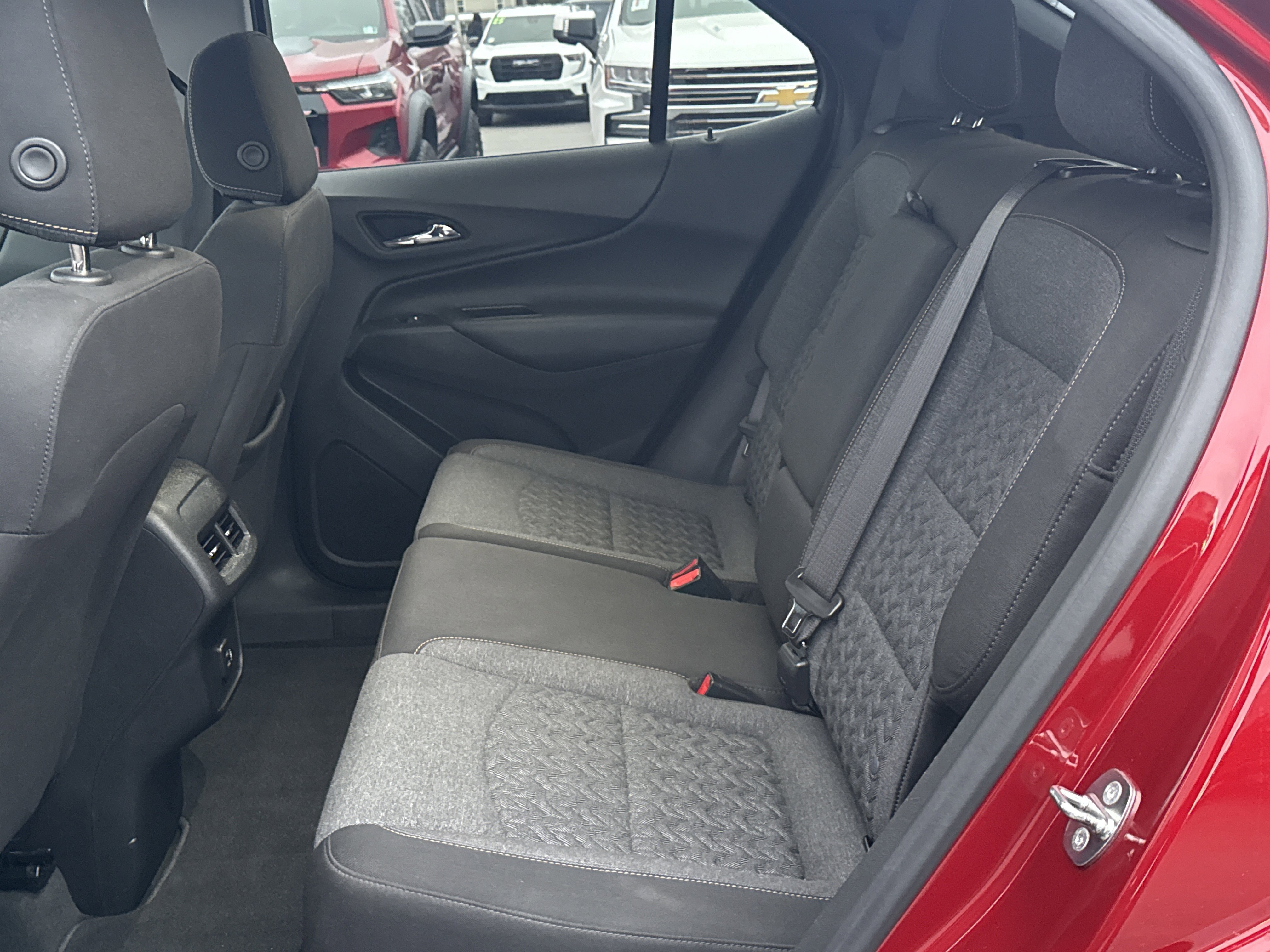 Used 2023 Chevrolet Equinox LT image 13