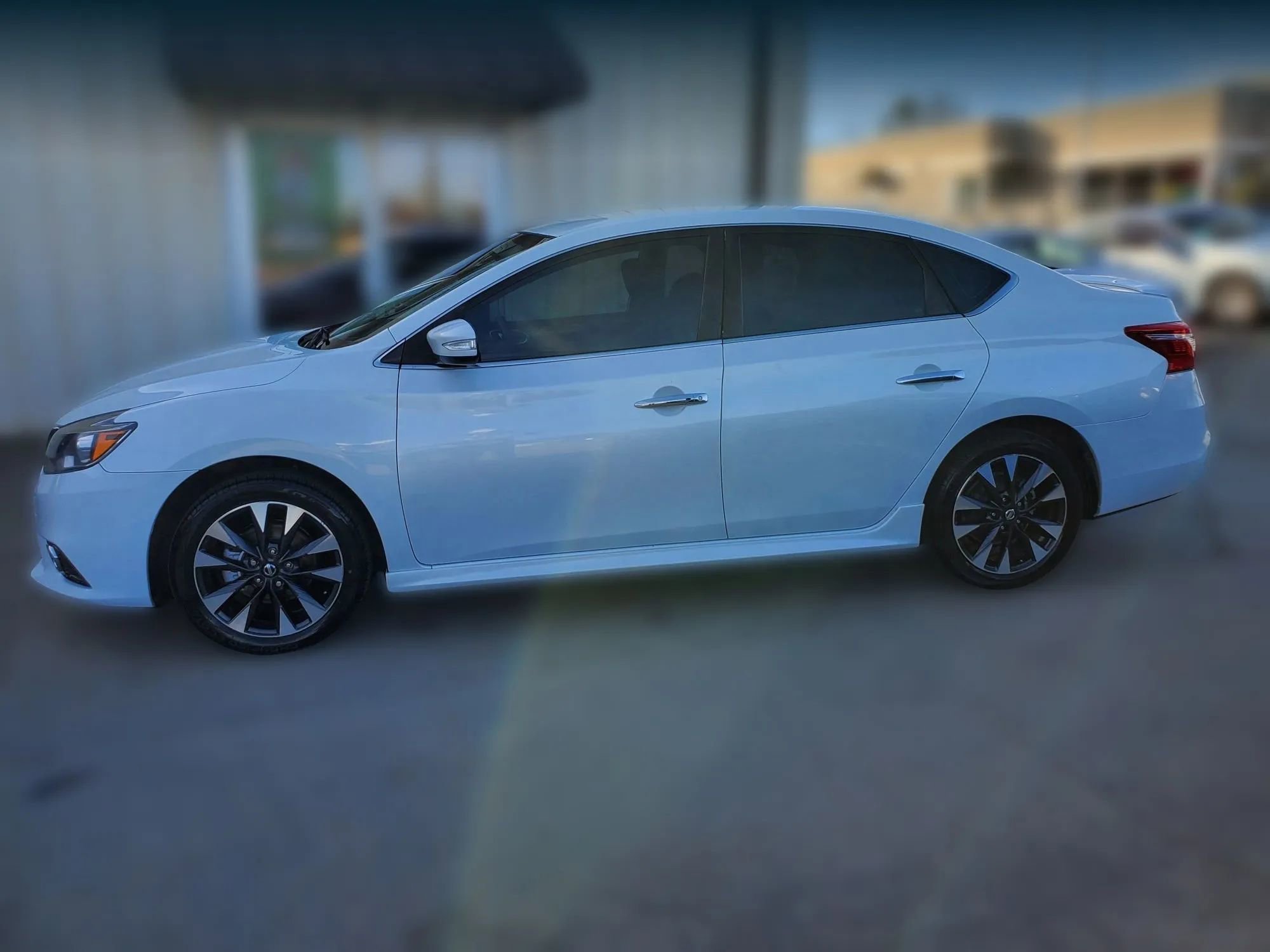 Used 2017 Nissan Sentra SR image 7