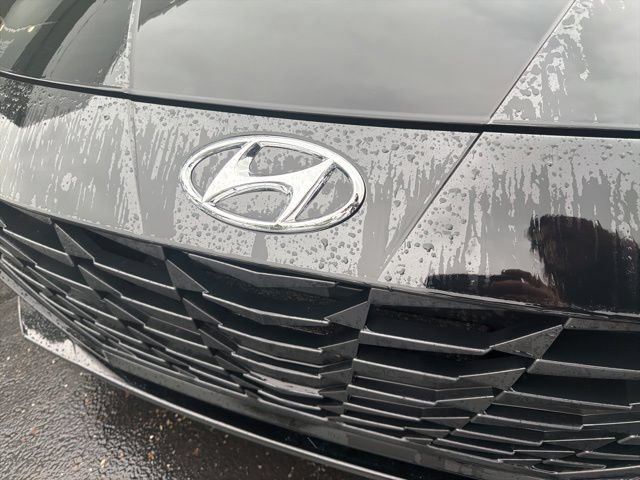 Used 2022 Hyundai Elantra SEL FWD image 16